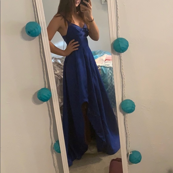 Prom dress - Picture 2 of 3